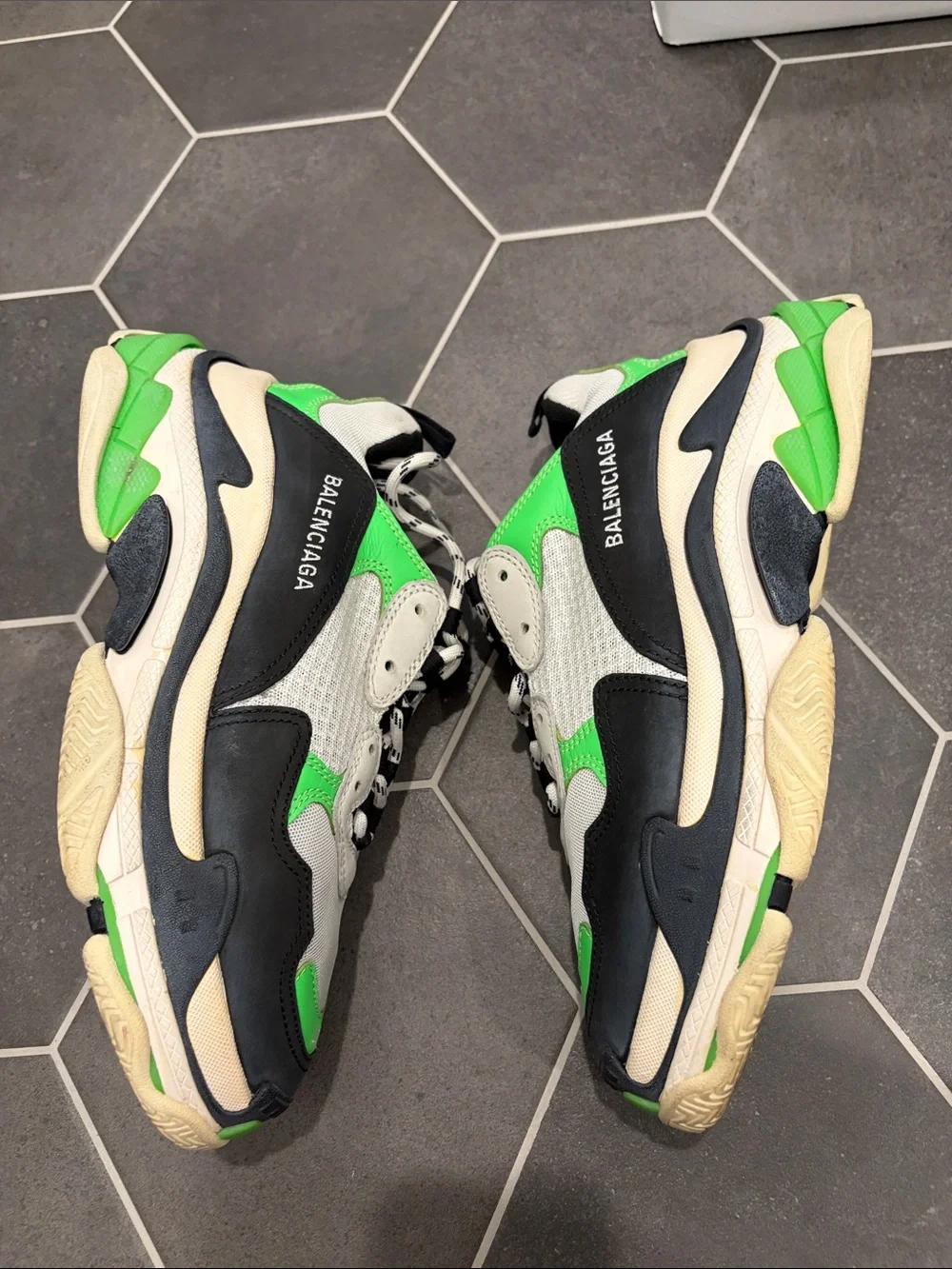 Balenciaga colorblock pattern